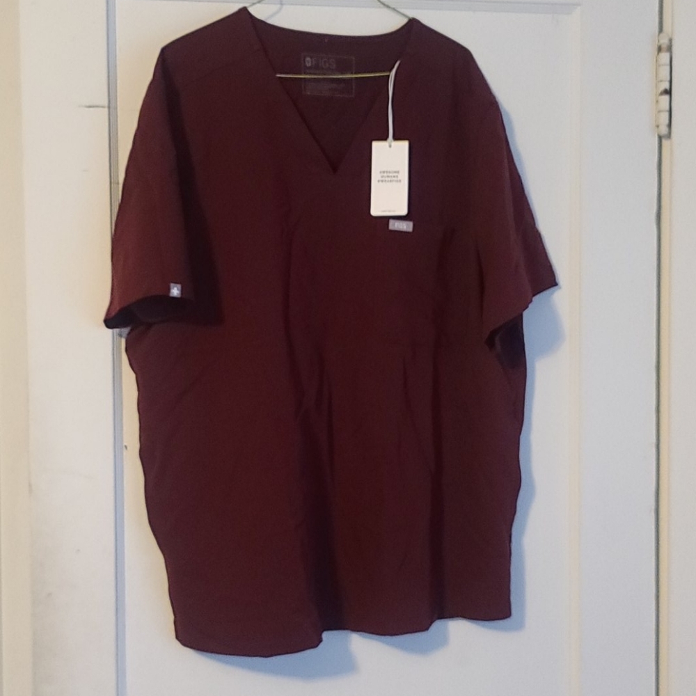 COPY - Mens 2x maroon fig scrub top